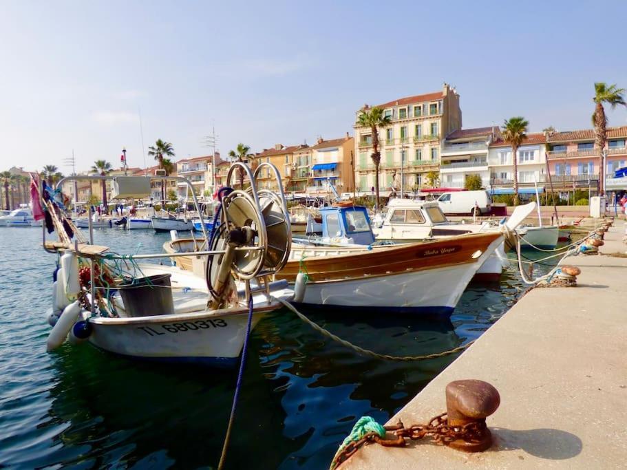 Bandol Roc Beach Vue Mer Grand T3 Face A La Plage Avec Parking Bagian luar foto
